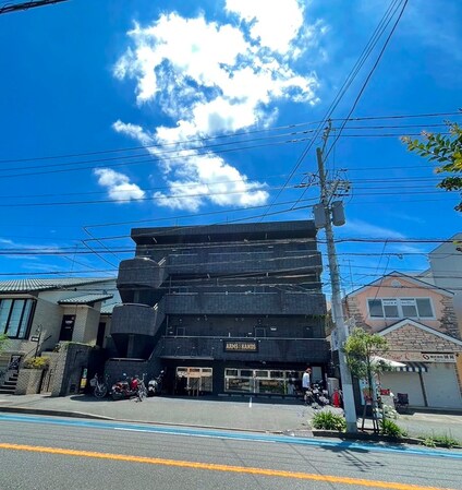 平和町マンションの物件外観写真